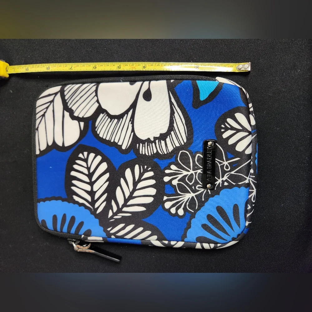 EUC Vera Bradley Tablet Case